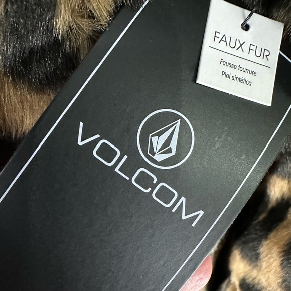 VOLCOM / Faux Fur Leopard Print Coat / Large 🐆 - Picture 10 of 13